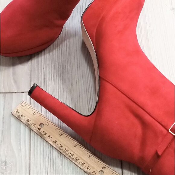 (S-4152)   Nine West womens Gripe2 Ankle Boot Sz 9 - Picture 3 of 12